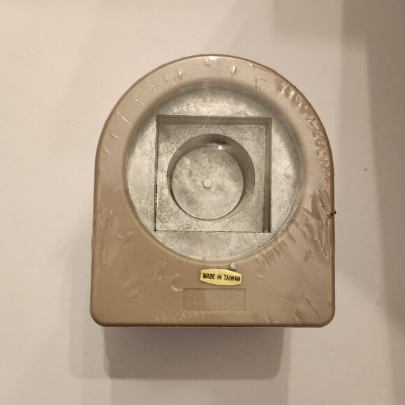 Square 1.5 Inch Super Jumbo Hole Punch Emagination paper Scrapbook Craft Shapes - Picture 5 of 5